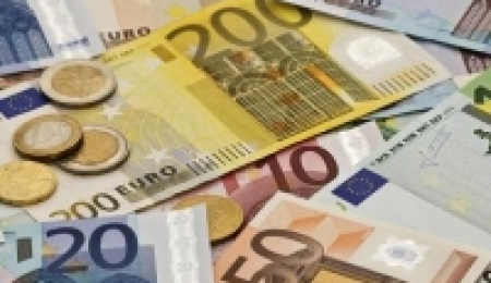 La Guerra contra el dinero físico