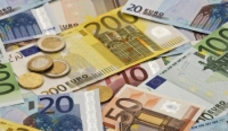 Der Krieg gegen das physische Geld